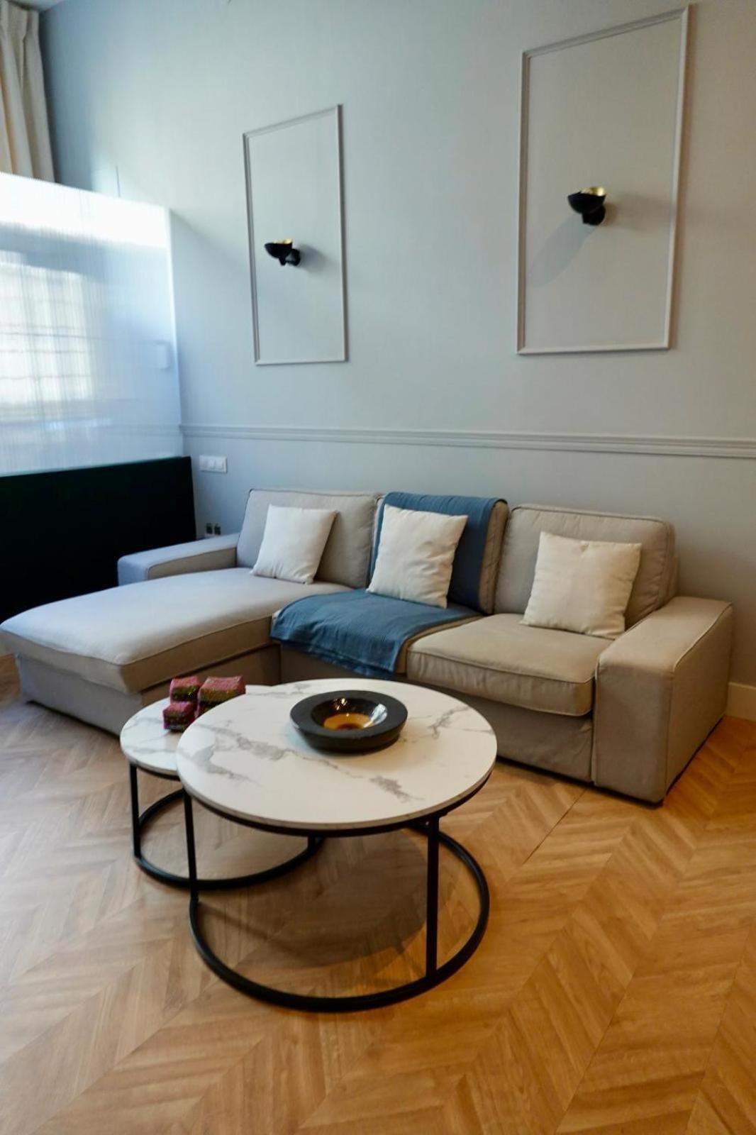 Peral Boutique Apartaments Sevilha Exterior foto